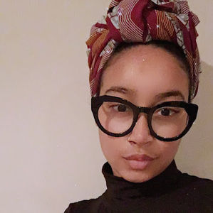 Meet your Posher, Mia-catherine